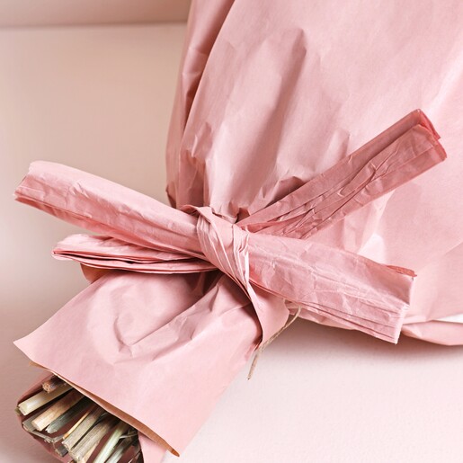 Close up of bow on Luxury Summer Loving Dried Flower Bouquet