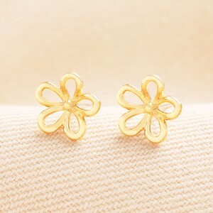 Flower Outline Stud Earrings in Gold with Flower Backs