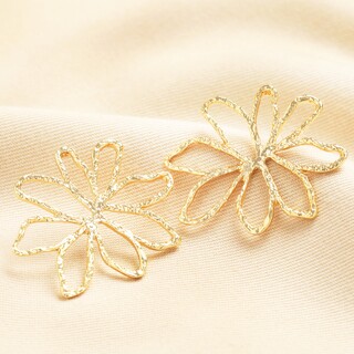 Oversized Hammered Flower Outline Stud Earrings in Gold