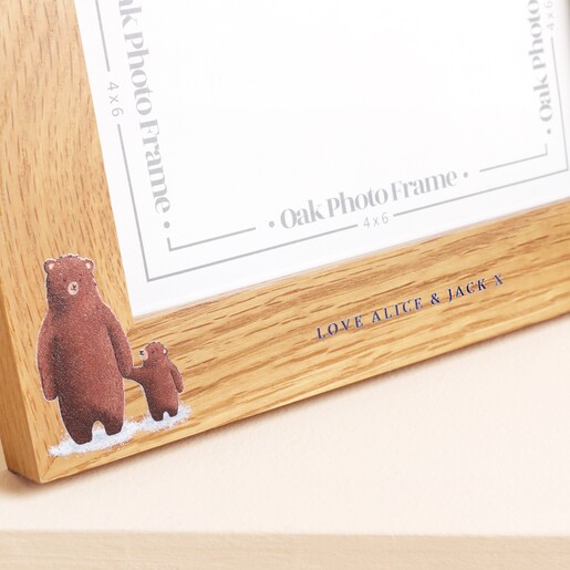 Close Up of Personalised Daddy Bear Oak Photo Frame
