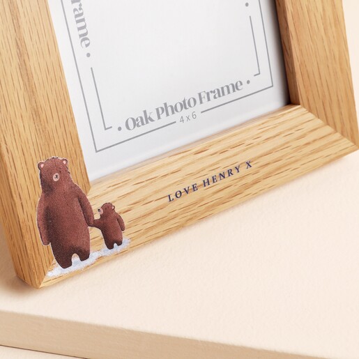 Close Up of Personalised Daddy Bear Oak Photo Frame