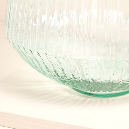 Close Up of Casa Verde Hurricane Madrid Large Natural Glass 