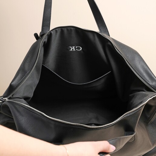 Close Up of Personalised Vegan Leather Weekend Holdall Bag