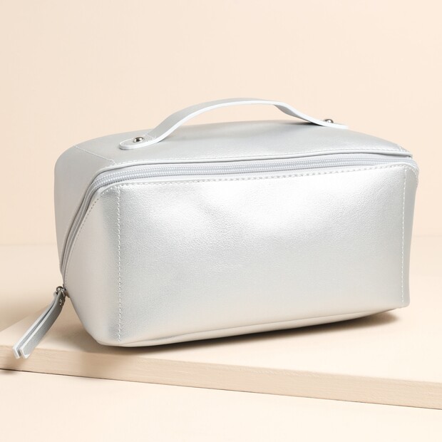 Silver Open Flat Rectangular Makeup Bag Silver Open Flat Rectangular Makeup Bag
