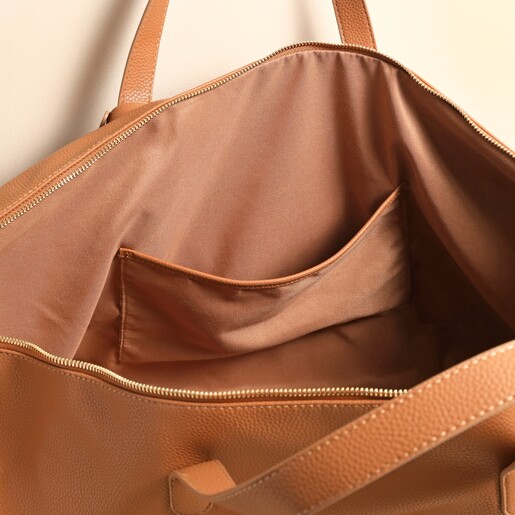 Vegan Leather Weekend Holdall Bag in Tan Vegan Leather Weekend Holdall Bag in Tan