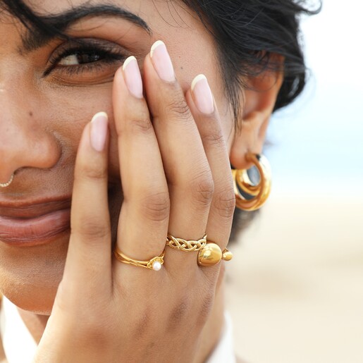 Model Shot of Sterling Silver Semi-Precious Opal Oyster Ring in Gold