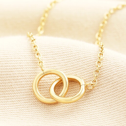 Stainless Steel Interlocking Circles Pendant Necklace in Gold
