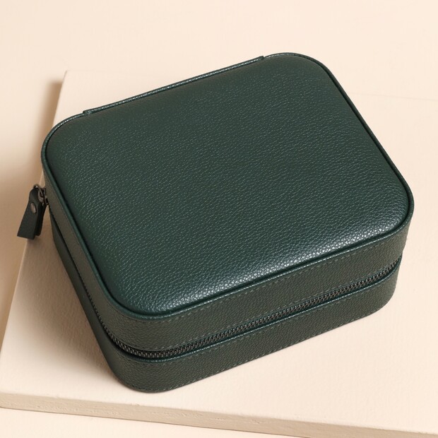 Men's Travel Accessories Case in Olive Green Men's Travel Accessories Case in Olive Green