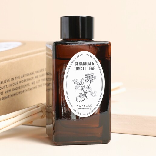 Norfolk Natural Living Geranium & Tomato Reed Diffuser Set  	 Norfolk Natural Living Geranium & Tomato Reed Diffuser Set  