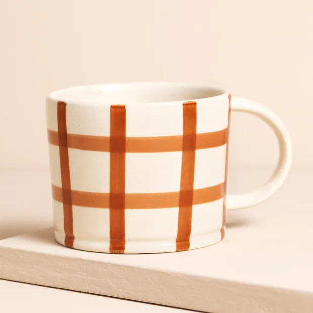MeanWhile Gingham Check Mug In Ginger MeanWhile Gingham Check Mug In Ginger