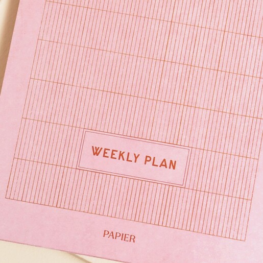 Papier Productivity Weekly List Pad close up