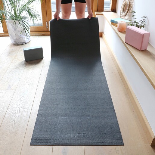 Lisa Angel 4mm Thick Black Yoga Mat