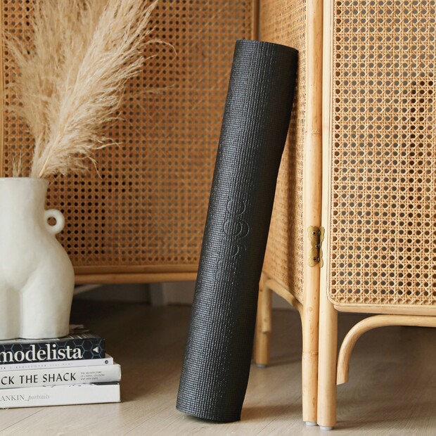 Black Yoga Mat