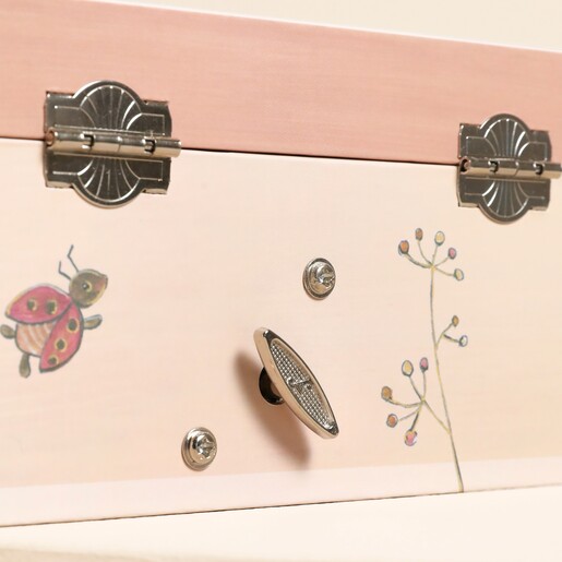 Ladybird Musical Jewellery Box back of box with hinges