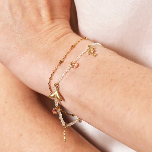 Close Up of Stainless Steel Double Layer Dolphin Charm Bracelet in Gold