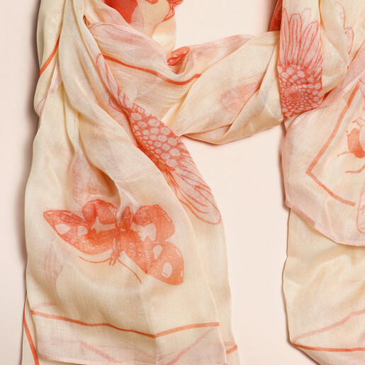 Close Up of White and Red Vintage Wildlife Summer Scarf