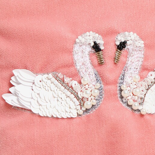 Close Up of My Doris Small Double Swan Small Pouch