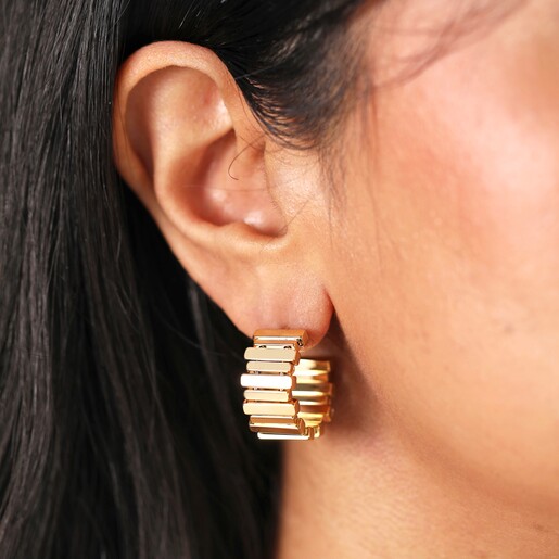 Close Up of Model Close Up of Asymmetrical Layered Bar Hoop Earrings in Gold on Model