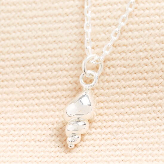 Mini Shell Pendant Necklace in Silver