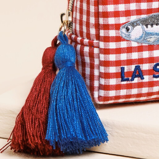 red and blue zip tassel