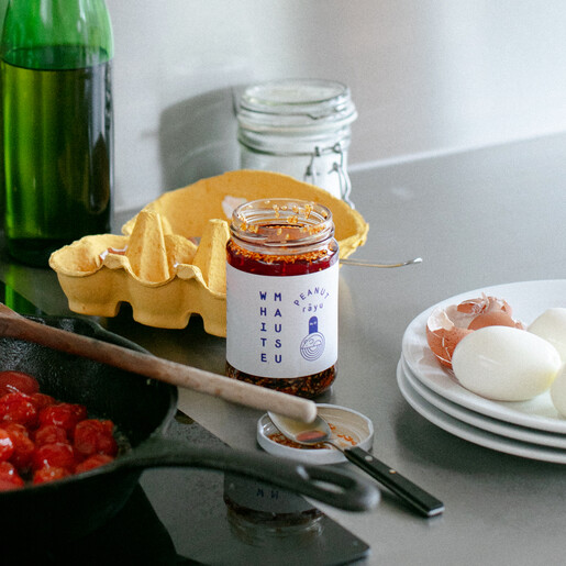 eco-friendly and vegan chilli oil