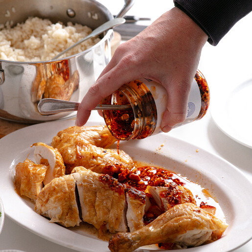 extra hot chilli oil on food 