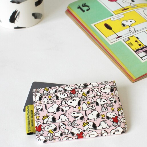 House of Disaster Peanuts 'Love' Card Holder