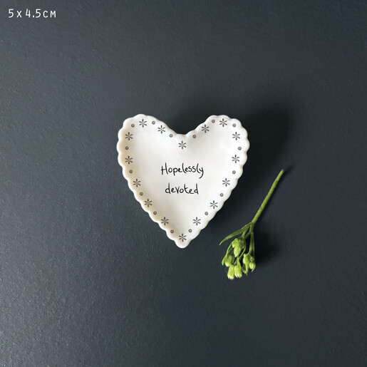 white scalloped edge trinket dish