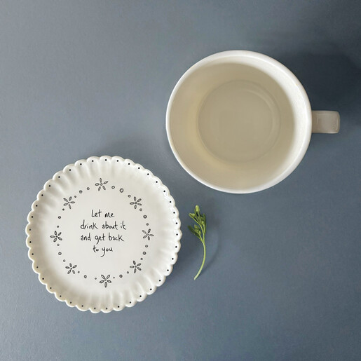 scalloped edge coaster in white