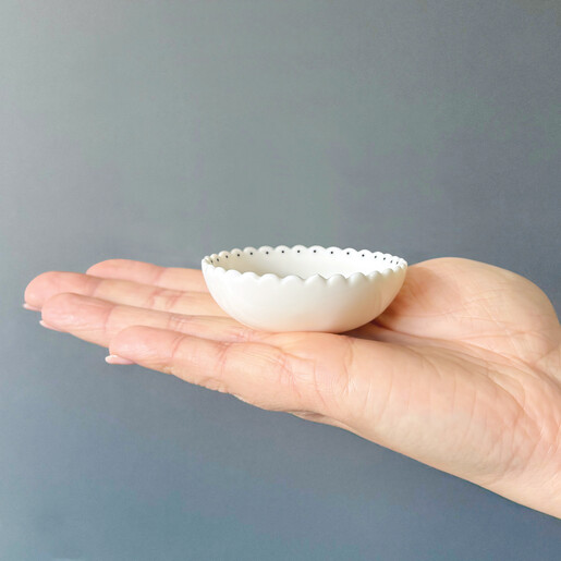 East Of India Lovely Friend Small Scalloped Bowl 