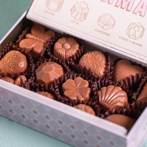 The Chocolate Gift Company Mama's Trinkets Truffle Tin