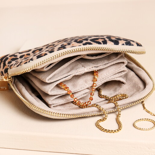 five handy jewellery slots 