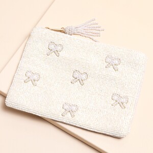 Beaded White Pearl Bows Coin Purse