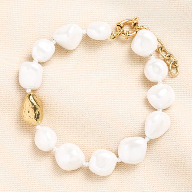 Stainless Steel Chunky Organic Pearl Beaded Bracelet in Gold
