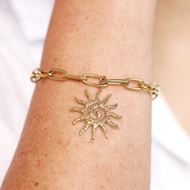 Stainless Steel Sun Charm Paperclip Chain Bracelet in Gold