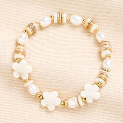 Stainless Steel White Flower Beaded Bracelet in Gold