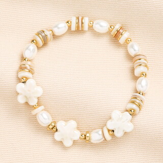 Stainless Steel White Flower Beaded Bracelet in Gold