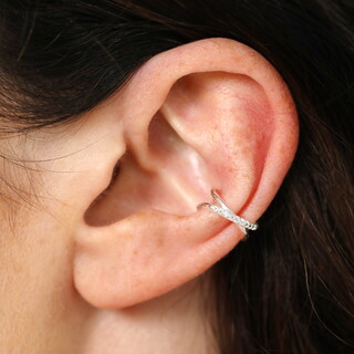 Crystal Twist Bar Ear Cuff in Silver