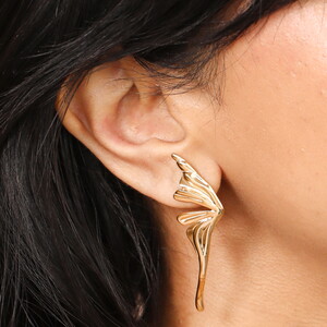 Stainless Steel Angel Wing Drop Earrings in Gold