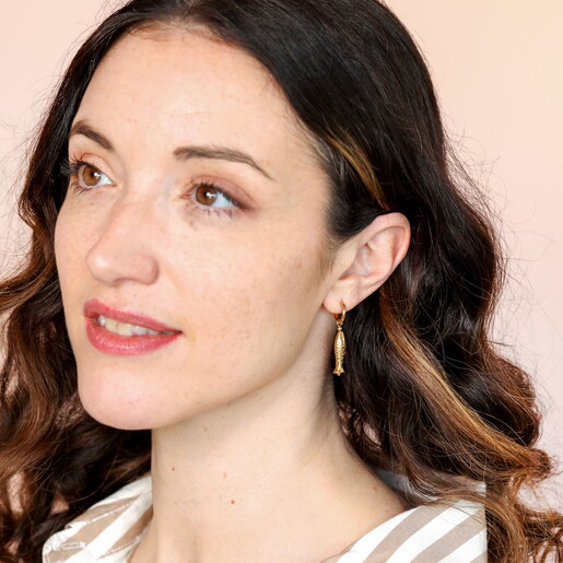 Stainless Steel Fish Charm Hoop Earrings in Gold