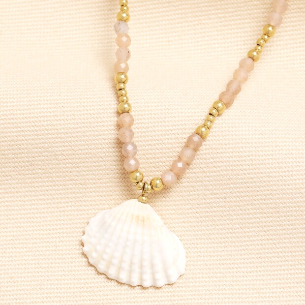Dusky Pink Beaded Shell Pendant Necklace In Gold
