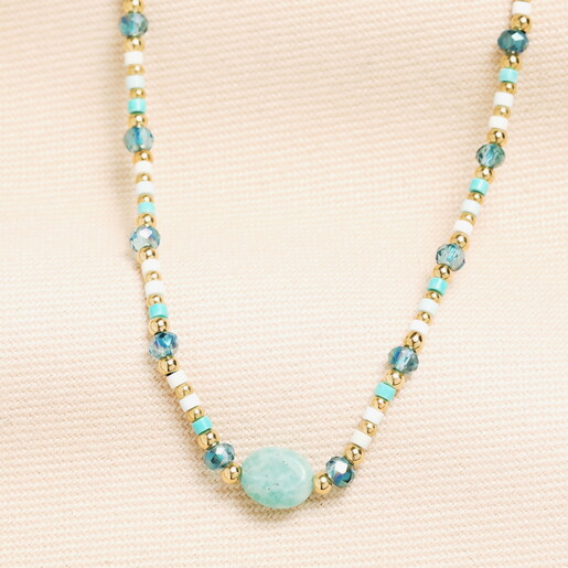 Semi-Precious Beaded Blue Oval Pendant Necklace in Gold