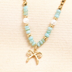 Stainless Steel Bow Charm Green Beaded Necklace in Gold