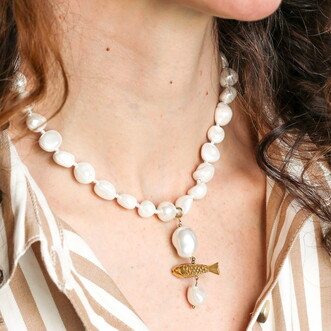 Stainless Steel Pearl Fish Pendant Necklace in Gold