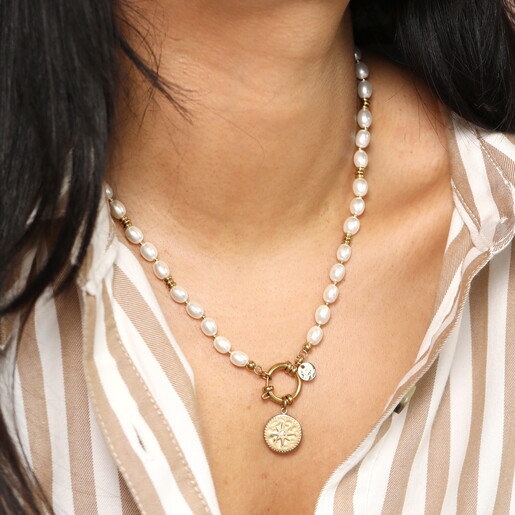 Stainless Steel Pearl Star Compass Pendant Necklace in Gold