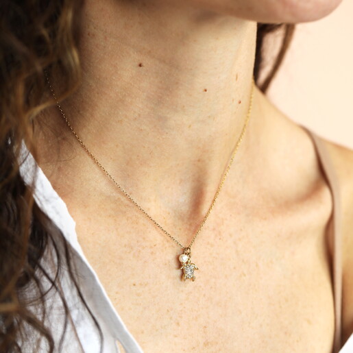 turtle pendant necklace with pearl charm in gold