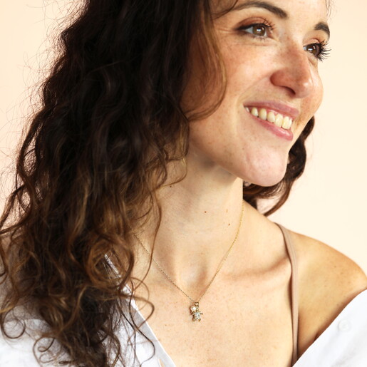 turtle pendant necklace with pearl charm in gold