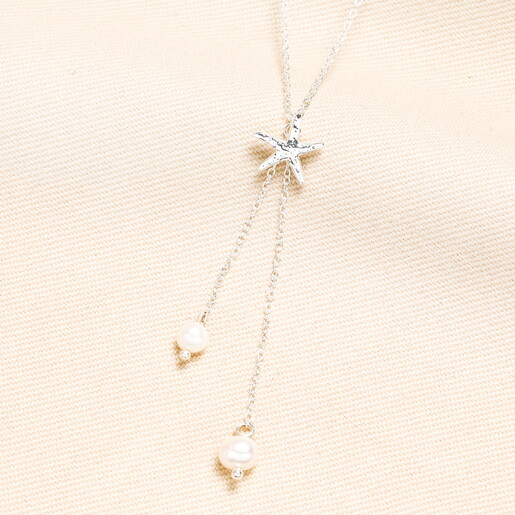 A Thin Silver Trace Chain with a Dangling Starfish Pendant with Dangling Pearl Details