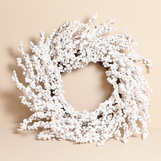 White Snowy Berry Decorative Wreath