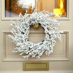 White Snowy Berry Decorative Wreath